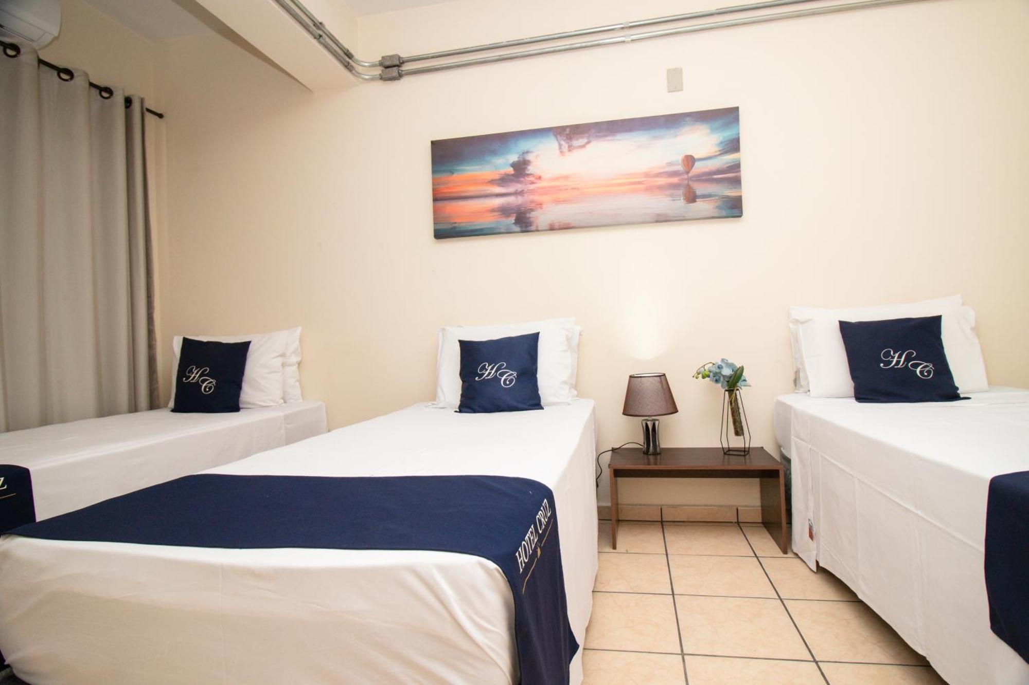 Cruz Hotel Divinopolis Exterior photo